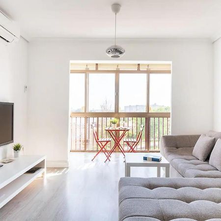 Apartamento Amplio Con 4 Habitaciones Y 2 Banos - Great Apartment With 4 Rooms - 2 Baths セビリア エクステリア 写真