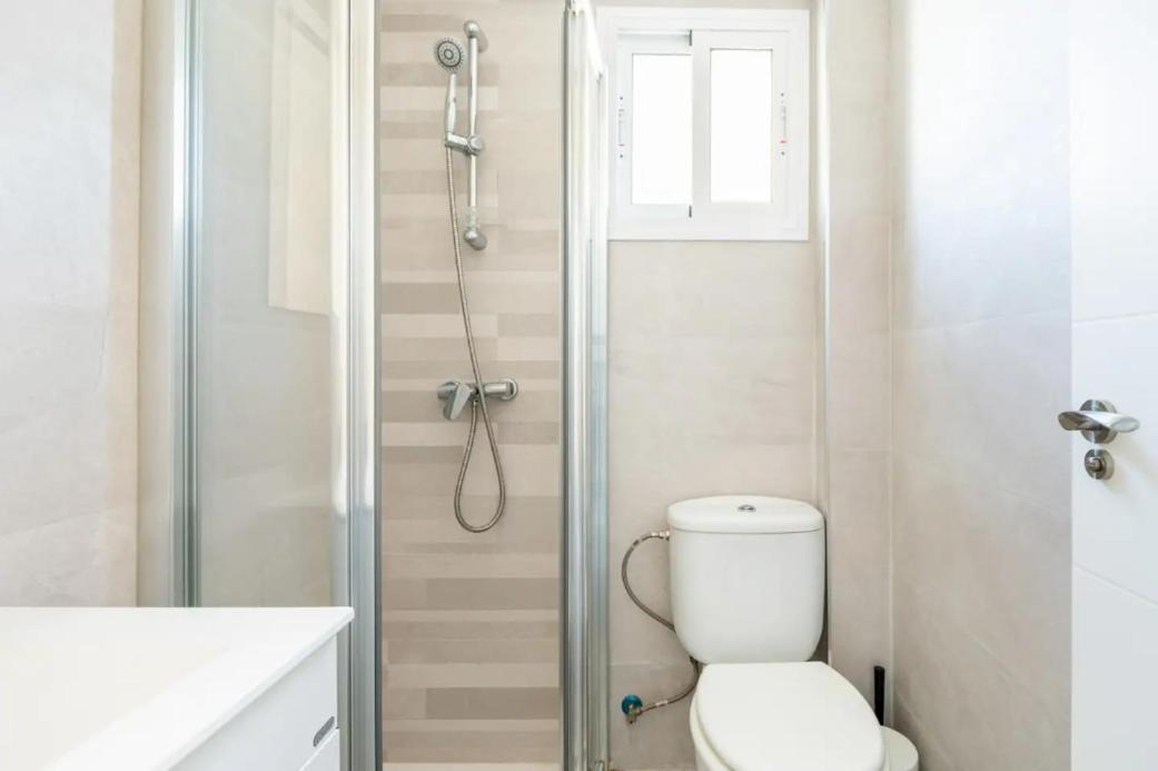 Apartamento Amplio Con 4 Habitaciones Y 2 Banos - Great Apartment With 4 Rooms - 2 Baths セビリア エクステリア 写真